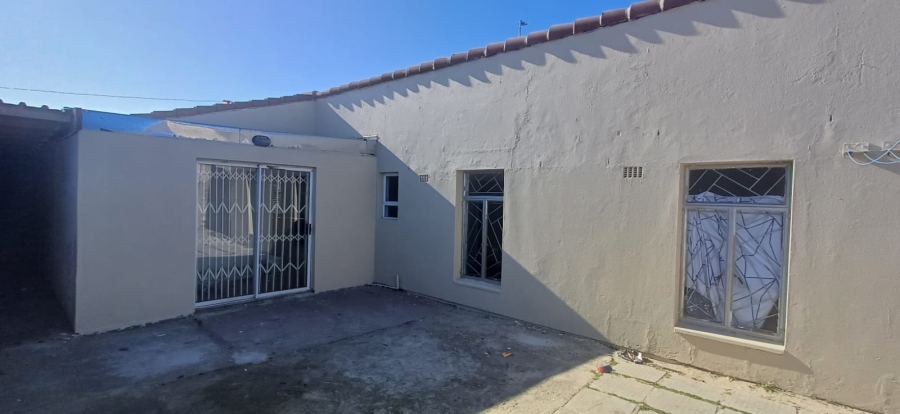 3 Bedroom Property for Sale in Portlands Western Cape